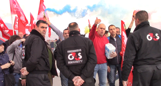 Sloga održala protest ispred Geoksa u Vranju